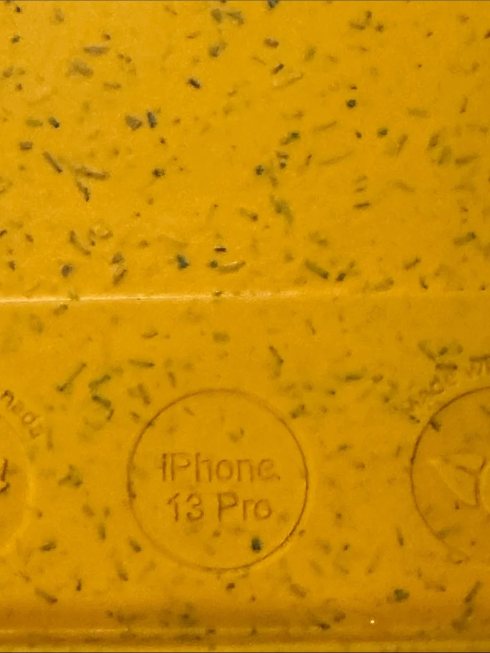 Pela Honeycomb Bee Yellow Eco-Friendly iPhone Case 13pro apple